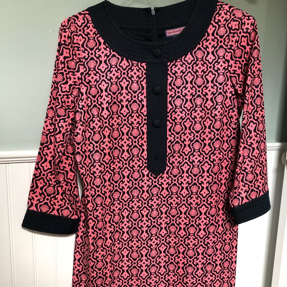 Coral and Navy Vineyard Vines dress